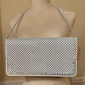 ▫️Vintage White Metal Mesh Clutch Purse w White Chain Strap Evening Bag ▫️